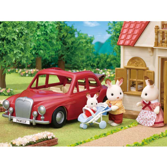 Набор Sylvanian Families 5448 Семейный автомобиль