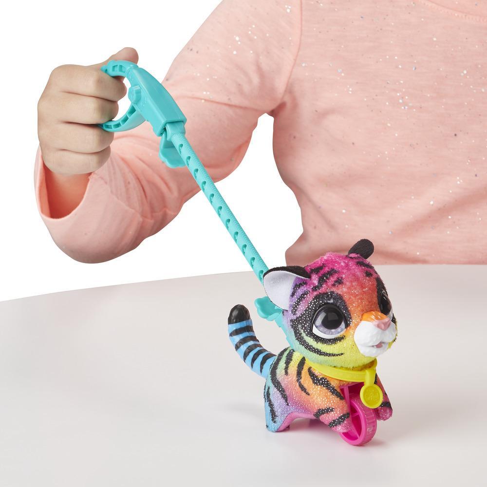 FurReal Friends E4779 Тигренок на поводке