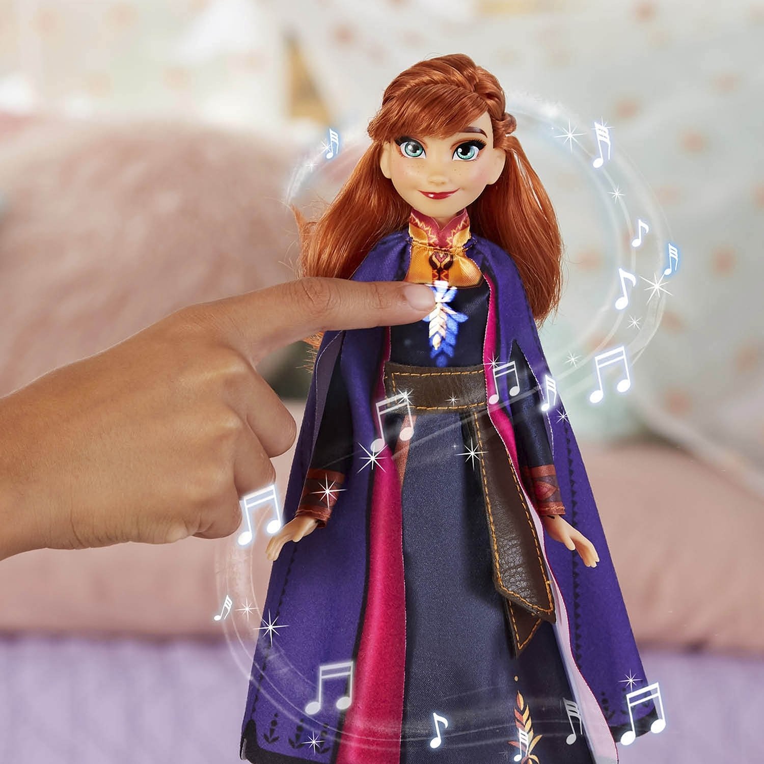 Кукла Disney Frozen E6853 Холодное сердце 2 Поющая Анна