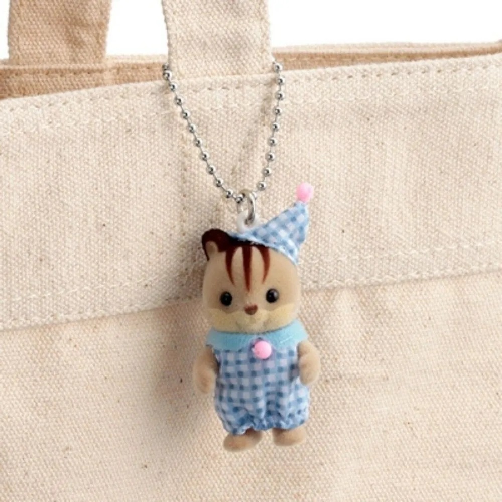 Брелок Sylvanian Families 2113 Белка в пижаме