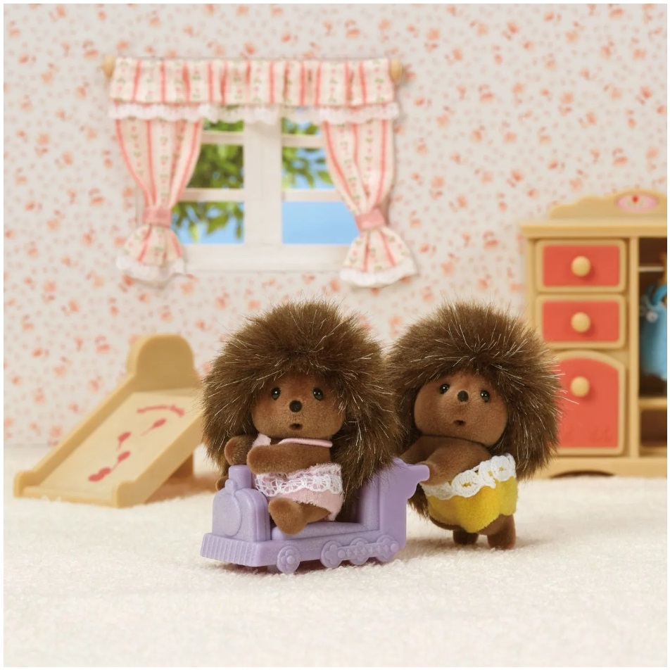 Набор Sylvanian Families 5424 Ежики-двойняшки
