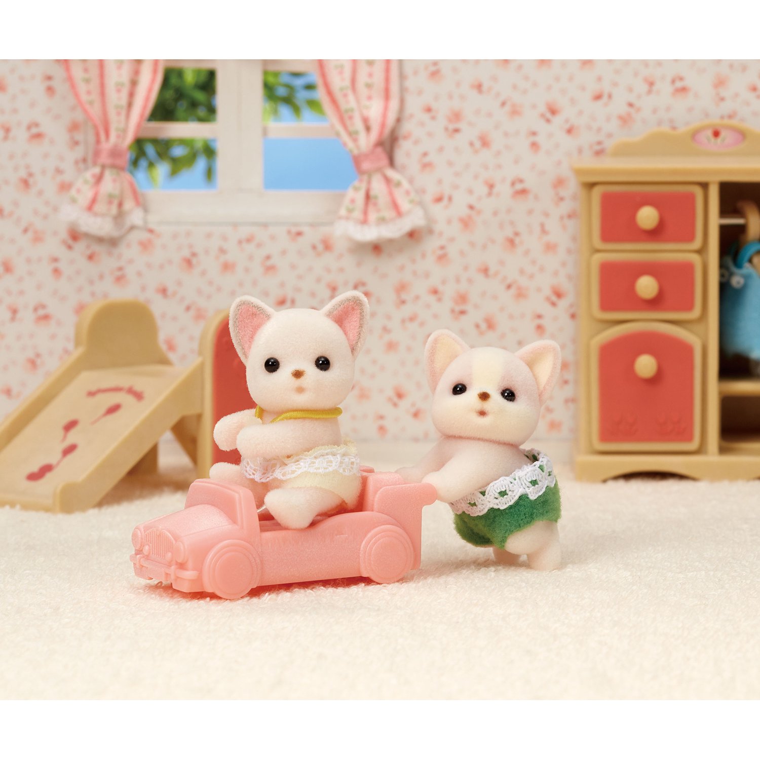 Набор Sylvanian Families 5431 Чихуахуа-двойняшки